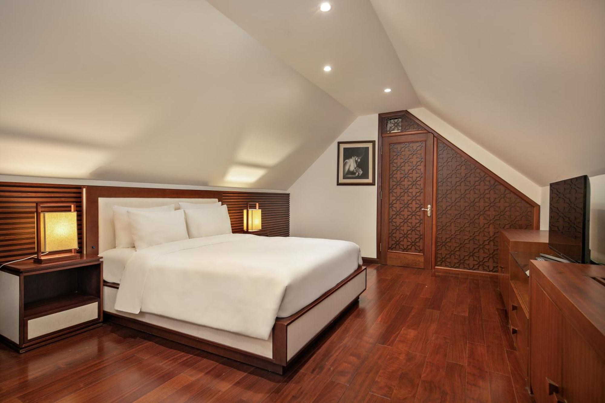 Abogo Resort Villas Luxury Da Nang Exterior photo