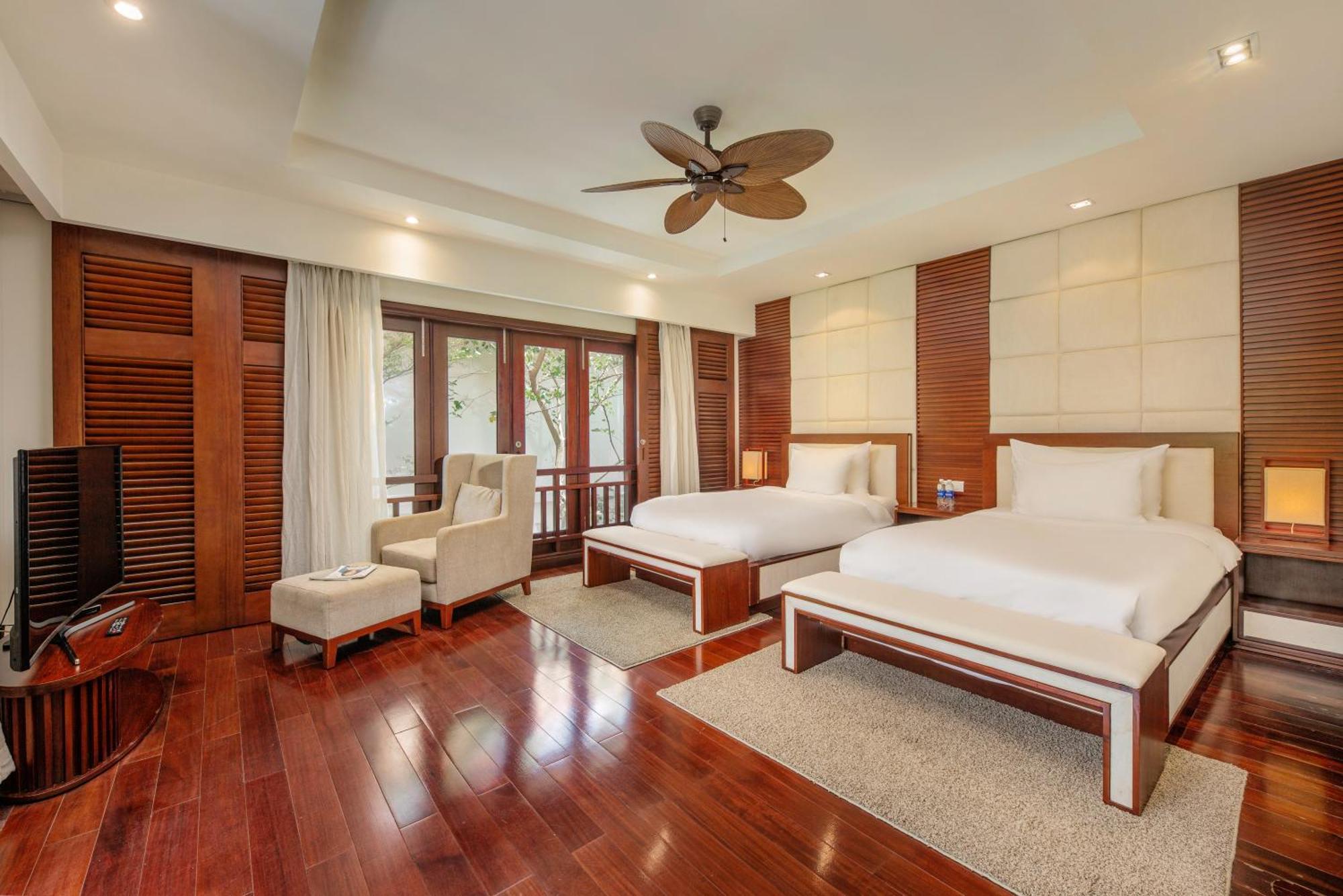 Abogo Resort Villas Luxury Da Nang Exterior photo