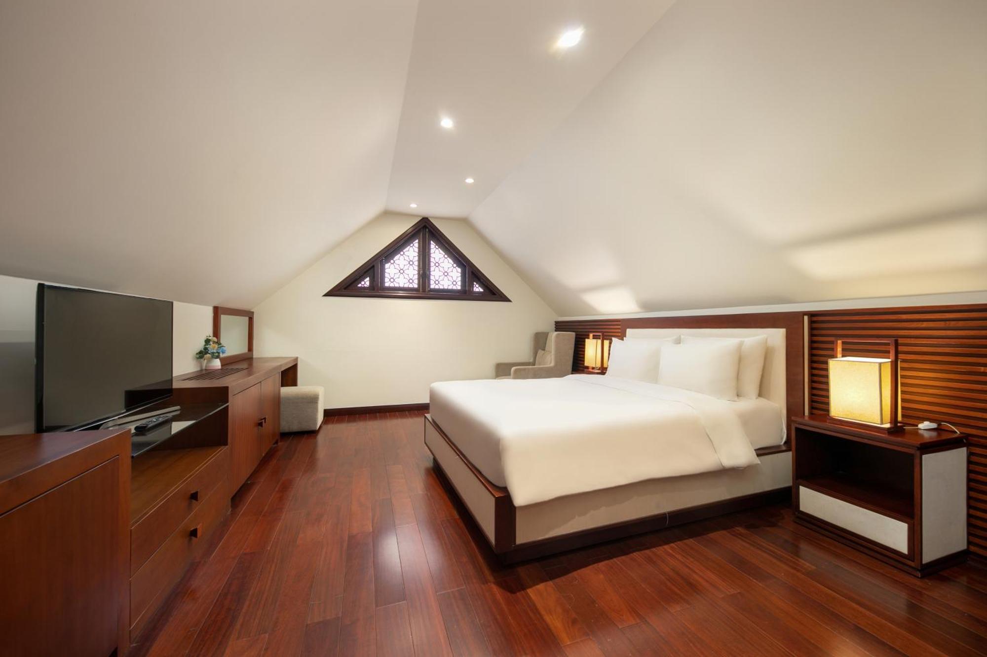 Abogo Resort Villas Luxury Da Nang Exterior photo