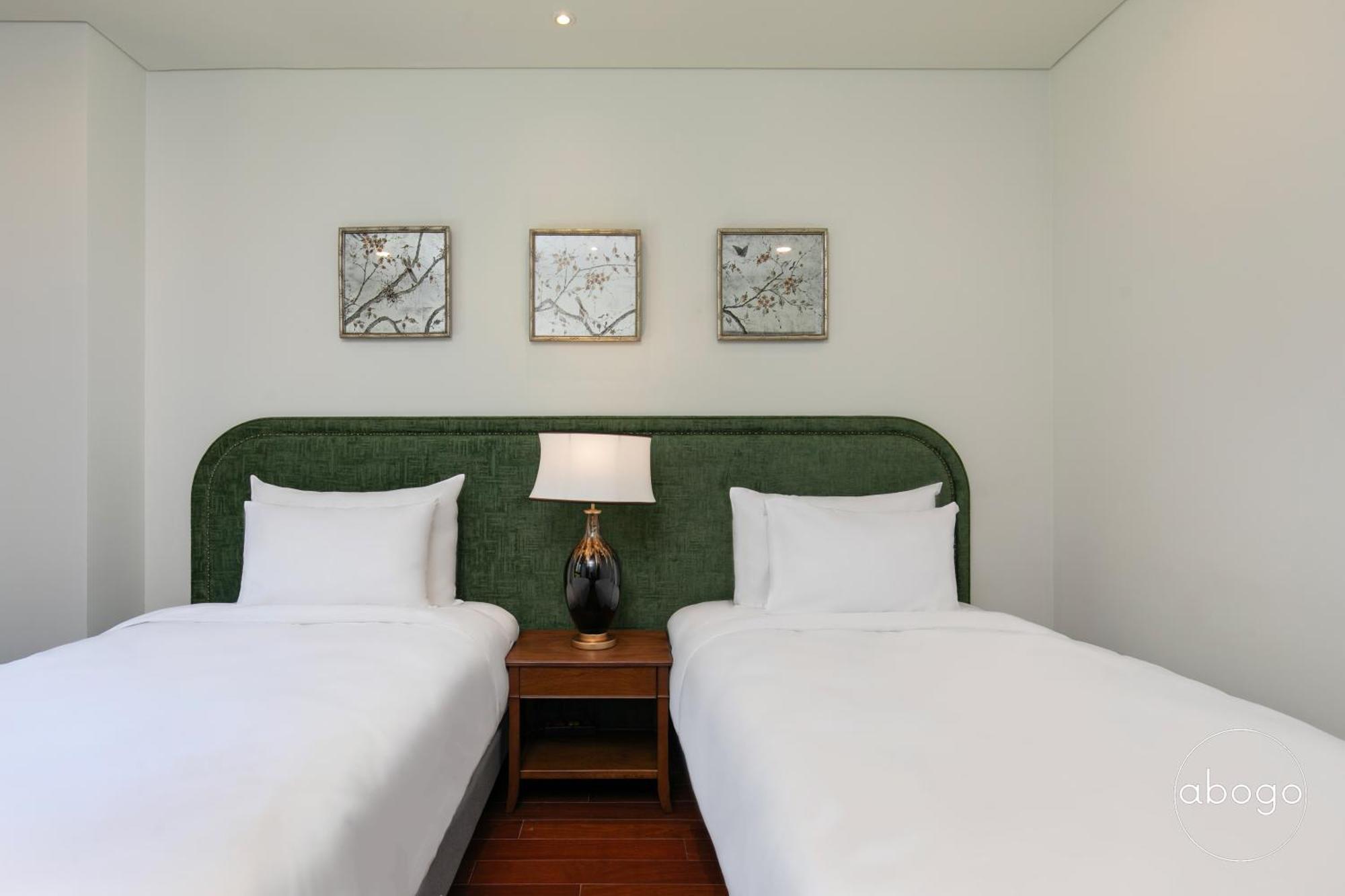Abogo Resort Villas Luxury Da Nang Exterior photo